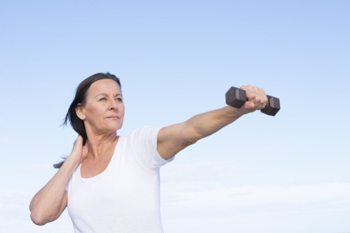 5 Ways Your Fitness Routine MUST Change In Your 40s