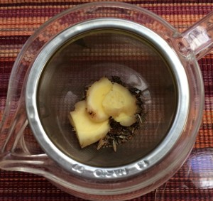 Detox tea with ginger 